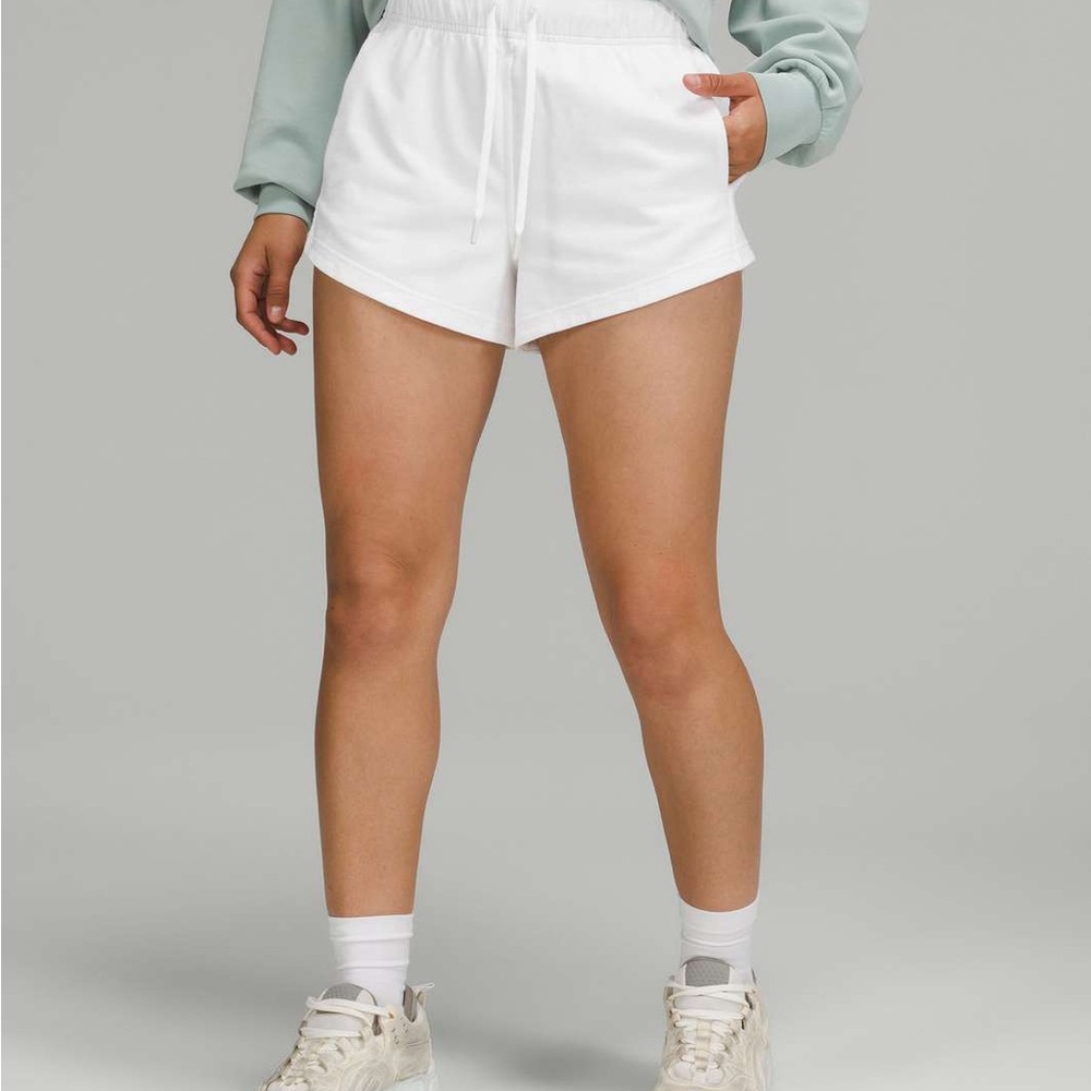 Lululemon Inner Glow High-Rise Short 3”